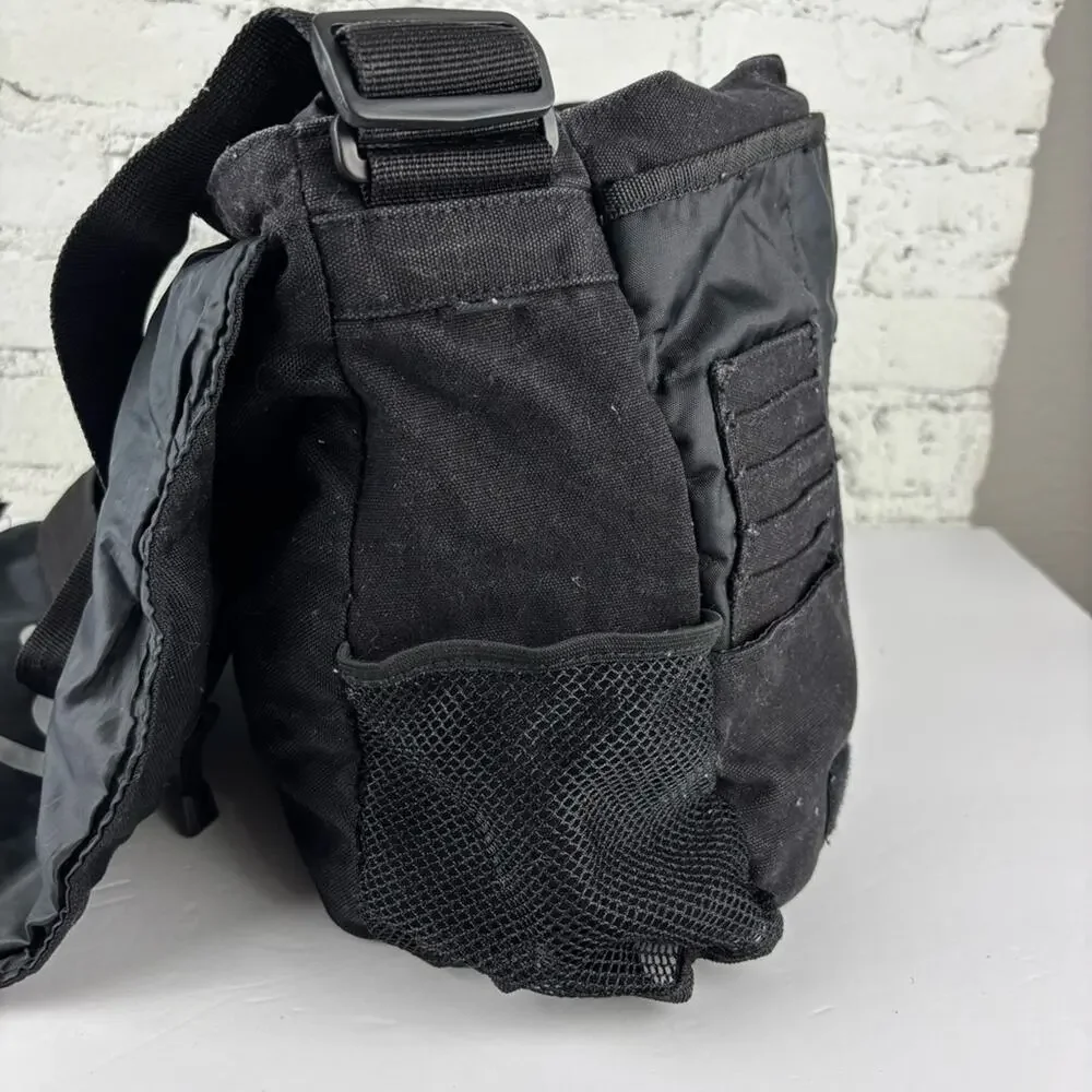 Vintage 90’s L.E.I. Messenger Bag